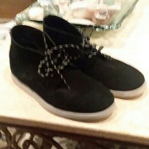 Black suede Volcom desert boot